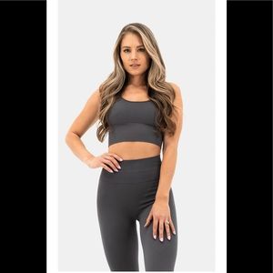 Balance Athletica Energy top in Graphite